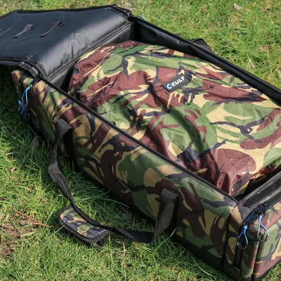 Cult Tackle DPM Deluxe Bait Boat Bag Táskák